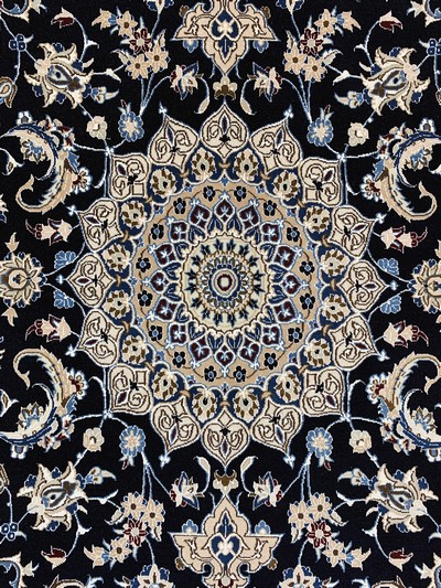 27022094c - Nain fein, Persien, signiert´Habibian´, Mitte 20.Jhd, Korkwolle mit Seide, ca. 200 x ...