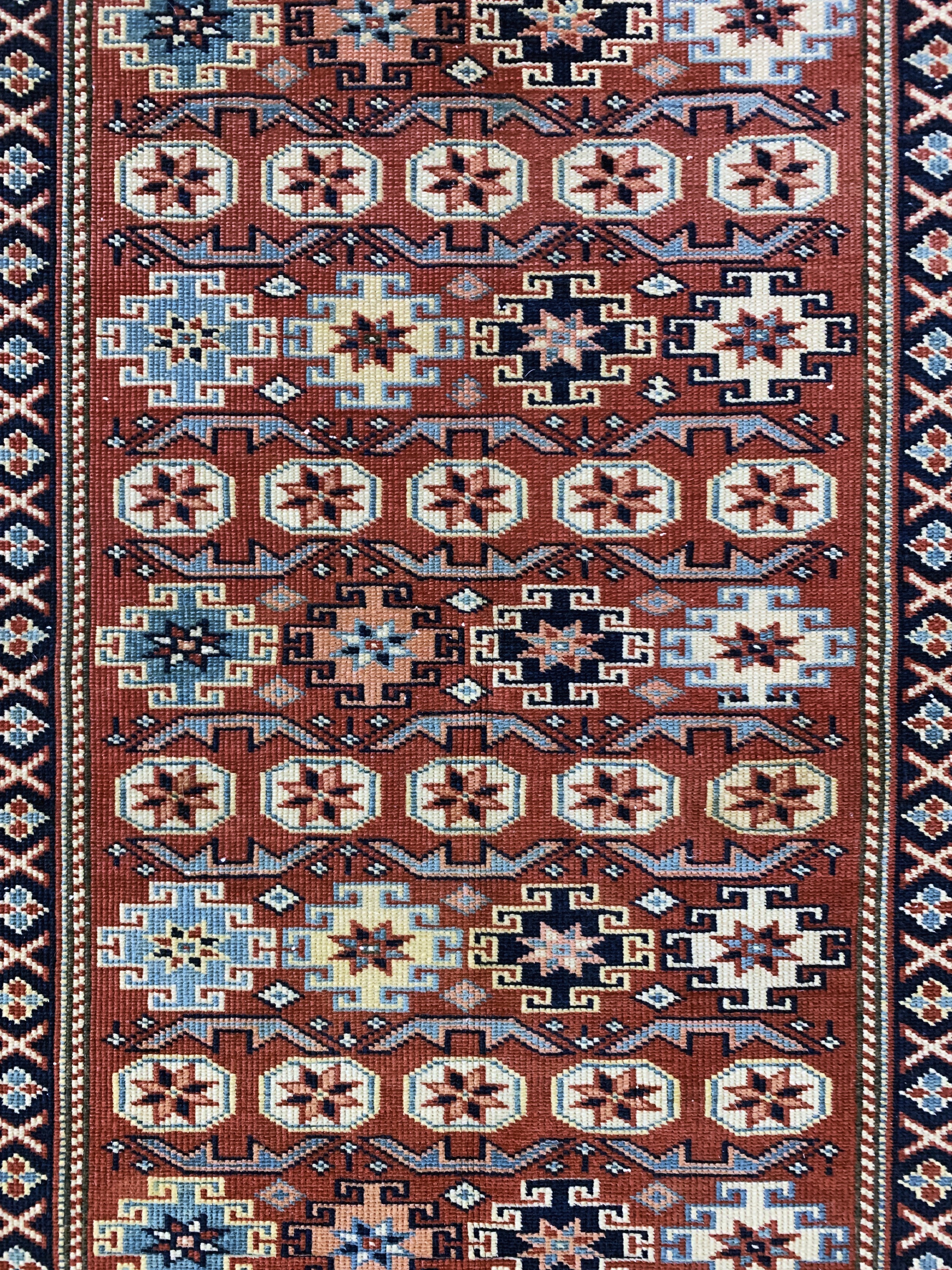 Detail c: Schirwan neugeknüpft, Pakistan, Ende 20.Jhd, Wolle auf Baumwolle, ca. 163 x 108 cm,EHZ: 2