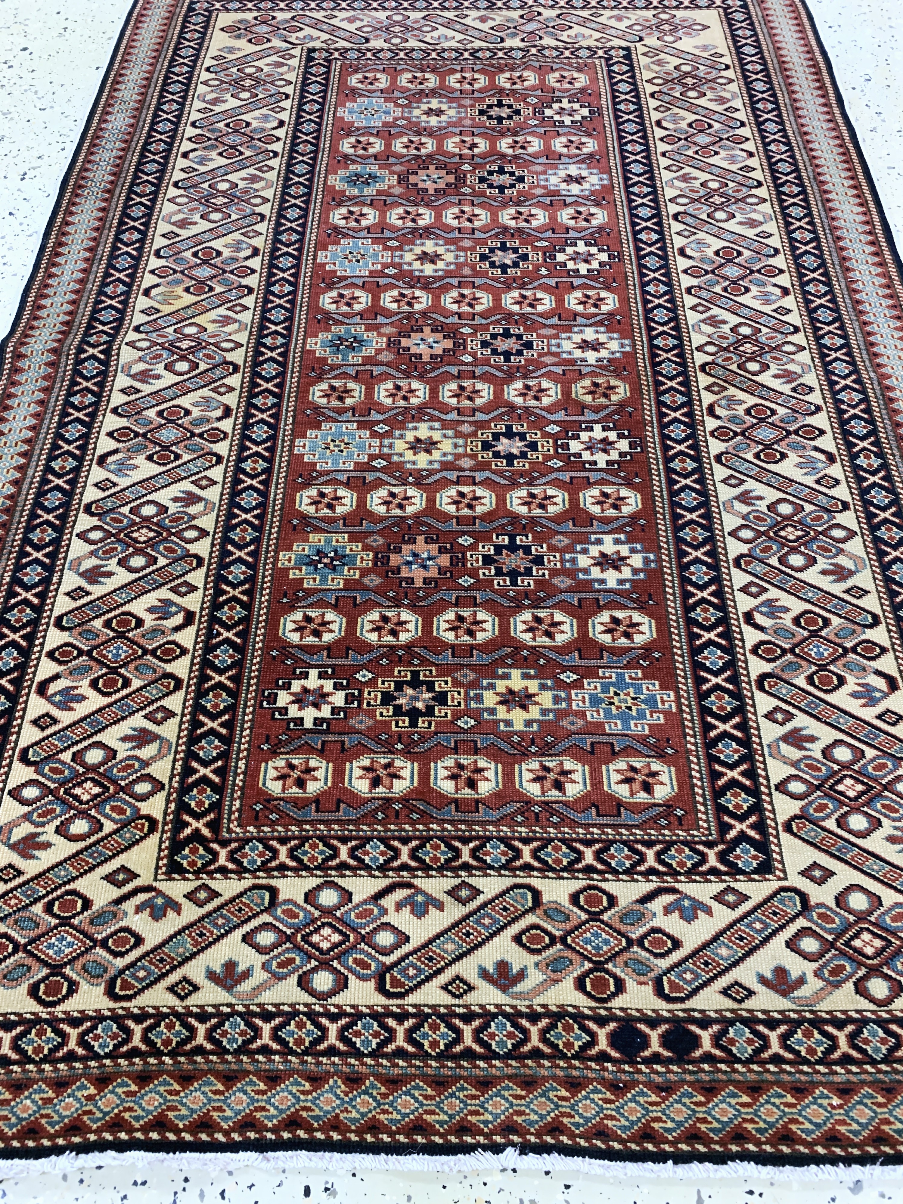 Detail d: Schirwan neugeknüpft, Pakistan, Ende 20.Jhd, Wolle auf Baumwolle, ca. 163 x 108 cm,EHZ: 2