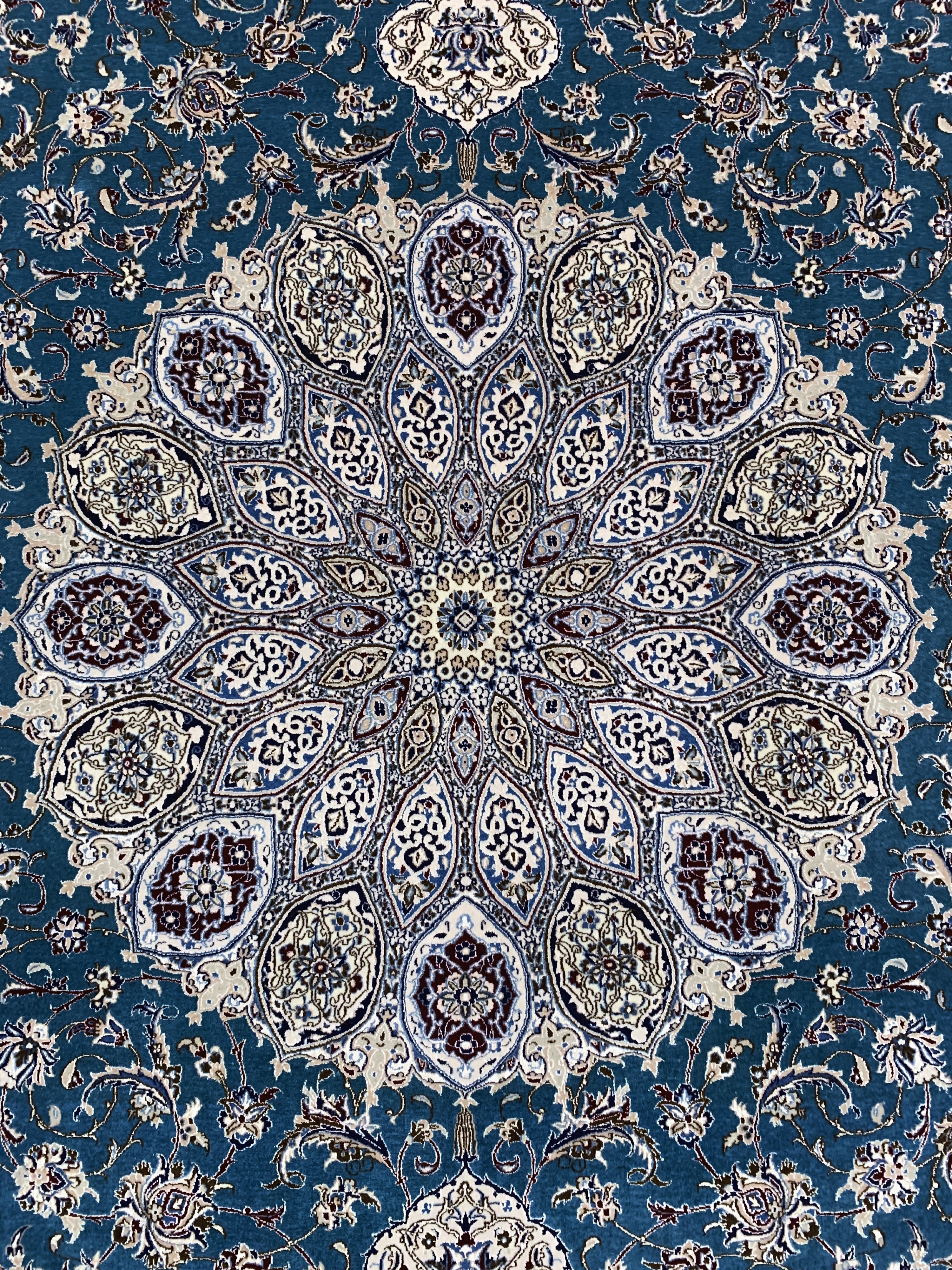 Detail d: Nain fein(6 La) Persien, signiert"Habibian", Ende 20.Jhd, Korkwolle mitSeide, ca. 305 x 213 cm, ca. 1,0 Mio. Kn/qm, EHZ: 1-2(Fleck am Rand)
