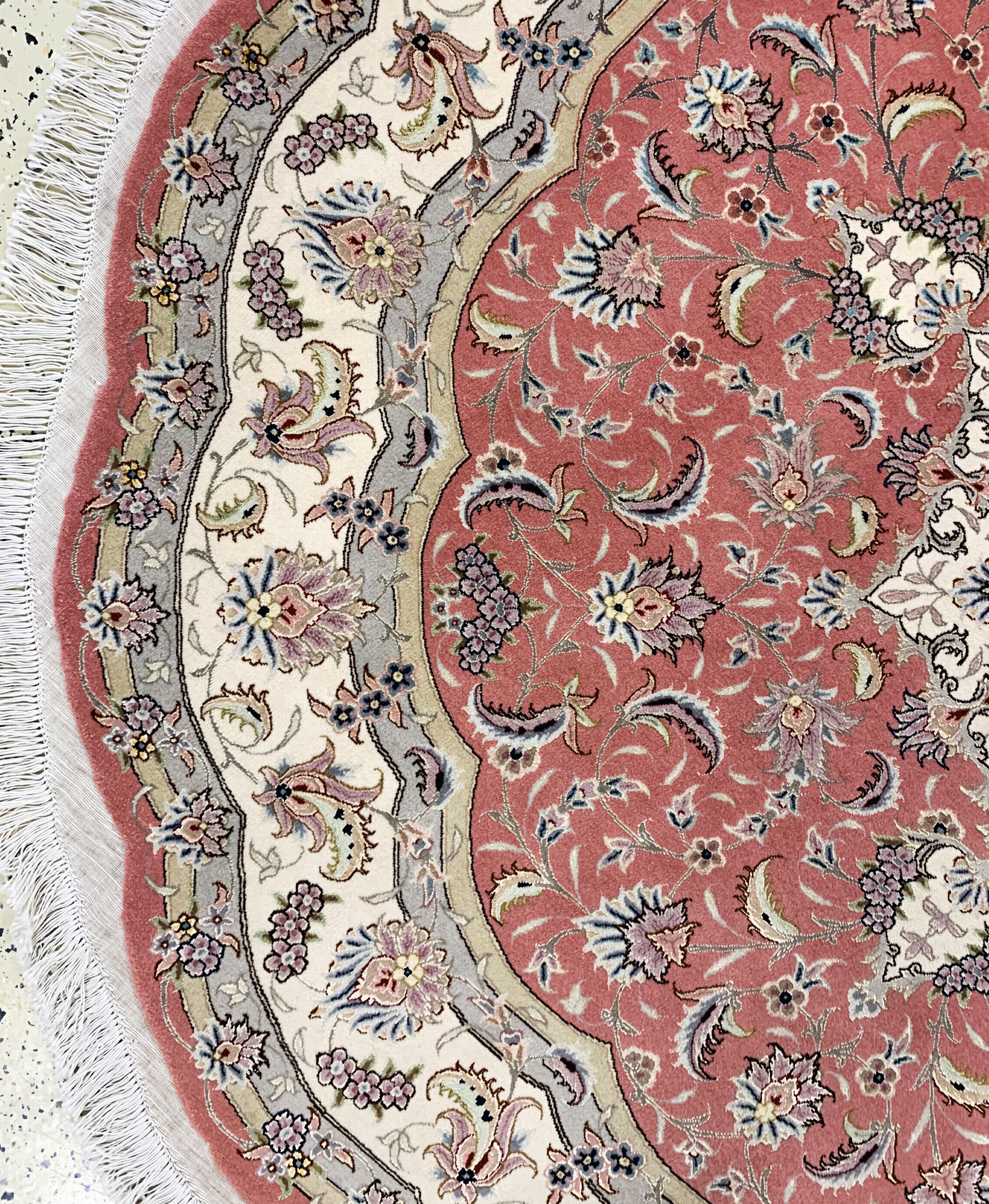 Detail e: Täbriz fein(50 Raj), Persien, Ende 20.Jhd, Korkwolle mit Seide, durchmesser: ca. 205 cm, ca. 500.000 Kn/qm, EHZ:(nahezu neuwertig)