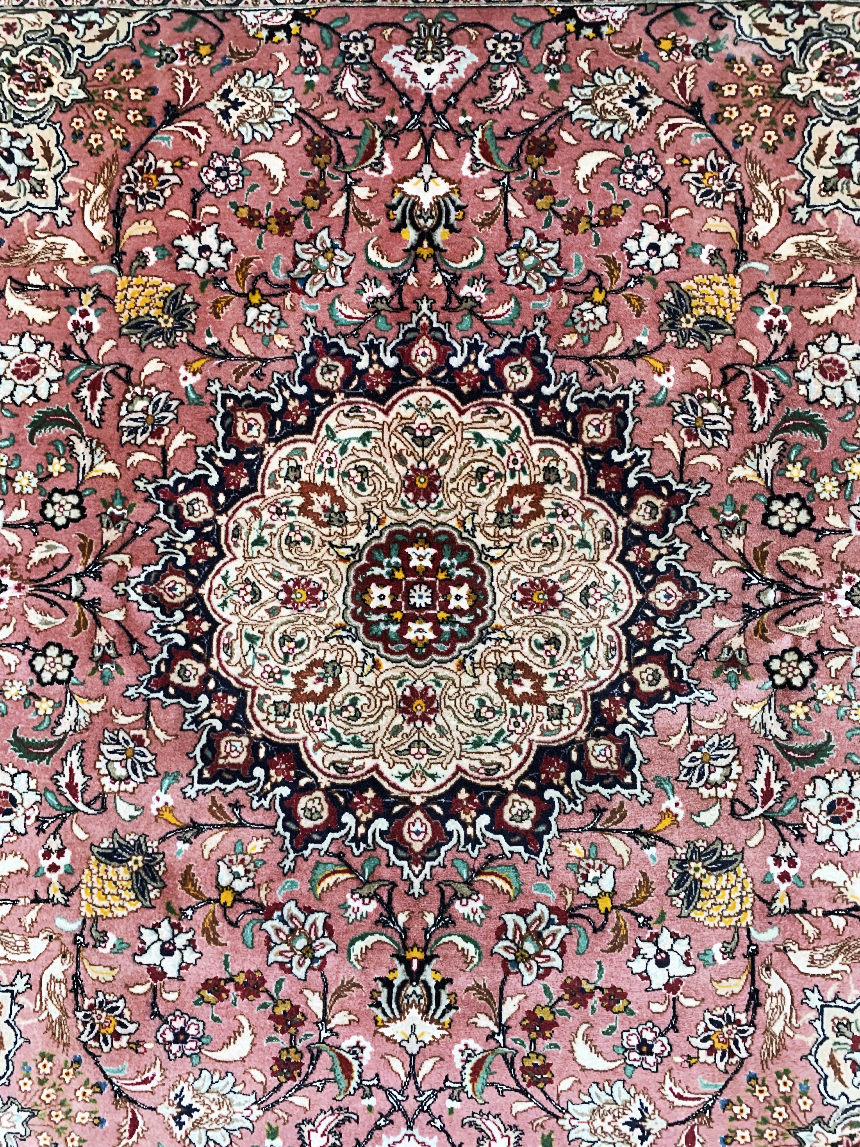 Detail c: Täbriz fein(50 Raj), Persien, Mitte 20.Jhd,Korkwolle mit Seide, ca. 205 x 205 cm, ca. 500.000 Kn/qm, EHZ: 2