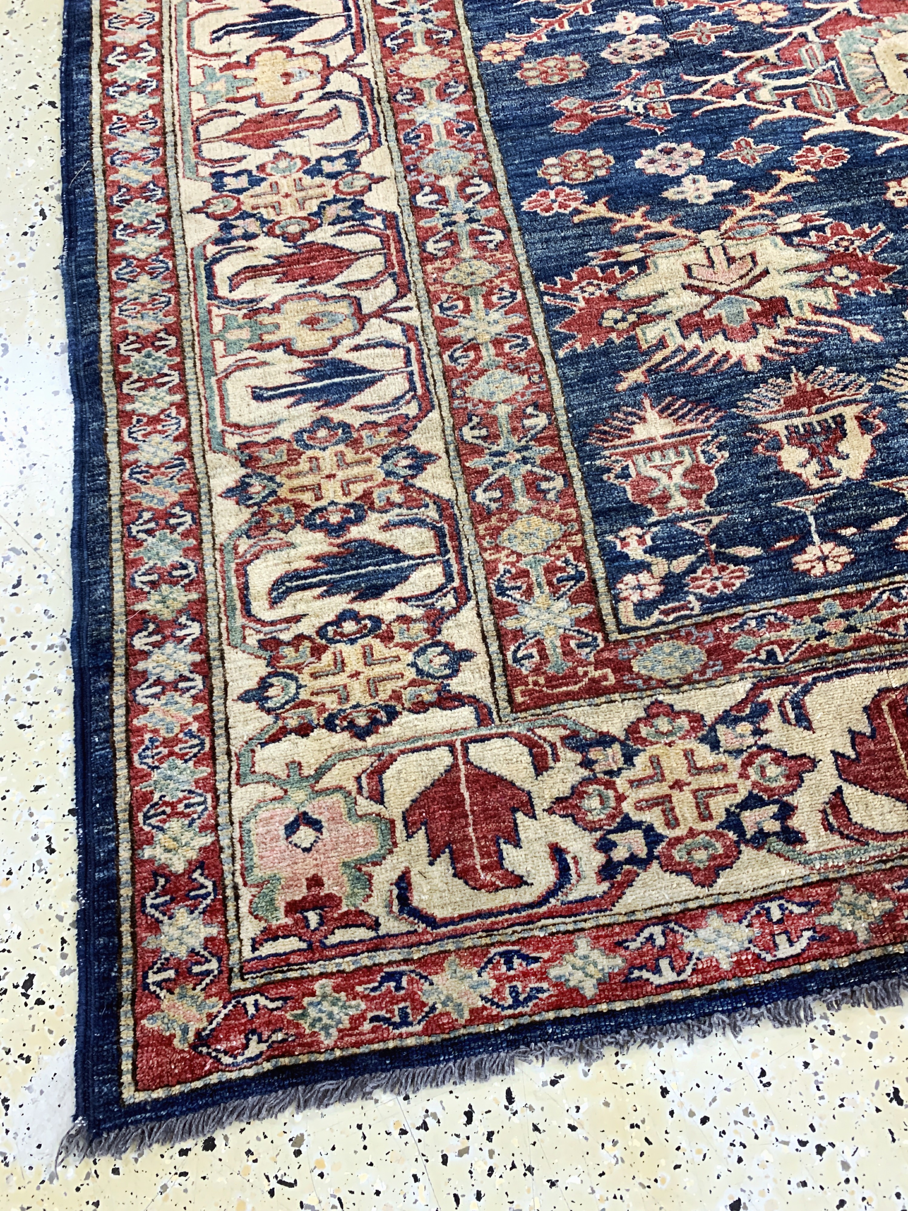 Detail e: Kazak neugeknüpft, Pakistan, Ende 20.Jhd, Wolle auf Wolle, ca. 285 x 220 cm, EHZ: 2