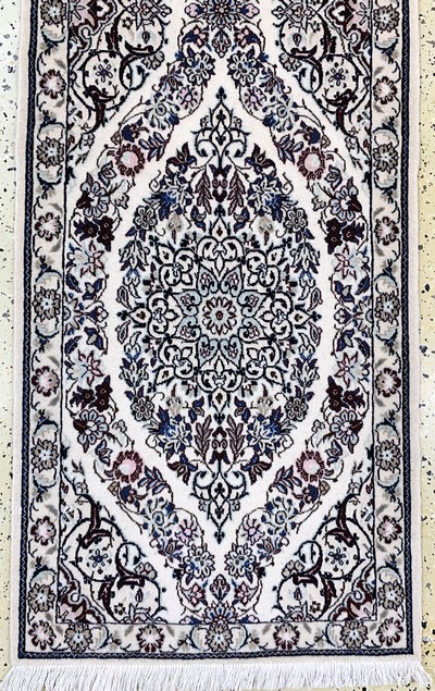 27022101c - Nain fein(9 La), Persien, Ende 20.Jhd, Korkwolle mit Seide, ca. 290 x 62 cm, ca. ...