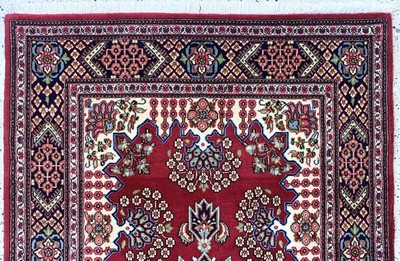 27022166a - Ghom Kork, Persien, Ende 20.Jhd, Korkwolle auf Baumwolle, ca. 174 x 105 cm, EHZ: 1-2 ...