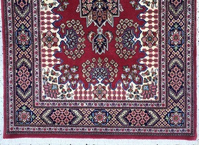 27022166b - Ghom Kork, Persien, Ende 20.Jhd, Korkwolle auf Baumwolle, ca. 174 x 105 cm, EHZ: 1-2 ...