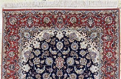 27022167a - Esfahan fein Persien, signiert´Davari´, Ende 20.Jhd, Korkwolle mit und auf Seide, ca. ...