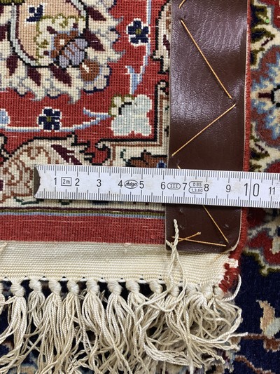 27022167g - Esfahan fein Persien, signiert´Davari´, Ende 20.Jhd, Korkwolle mit und auf Seide, ca. ...