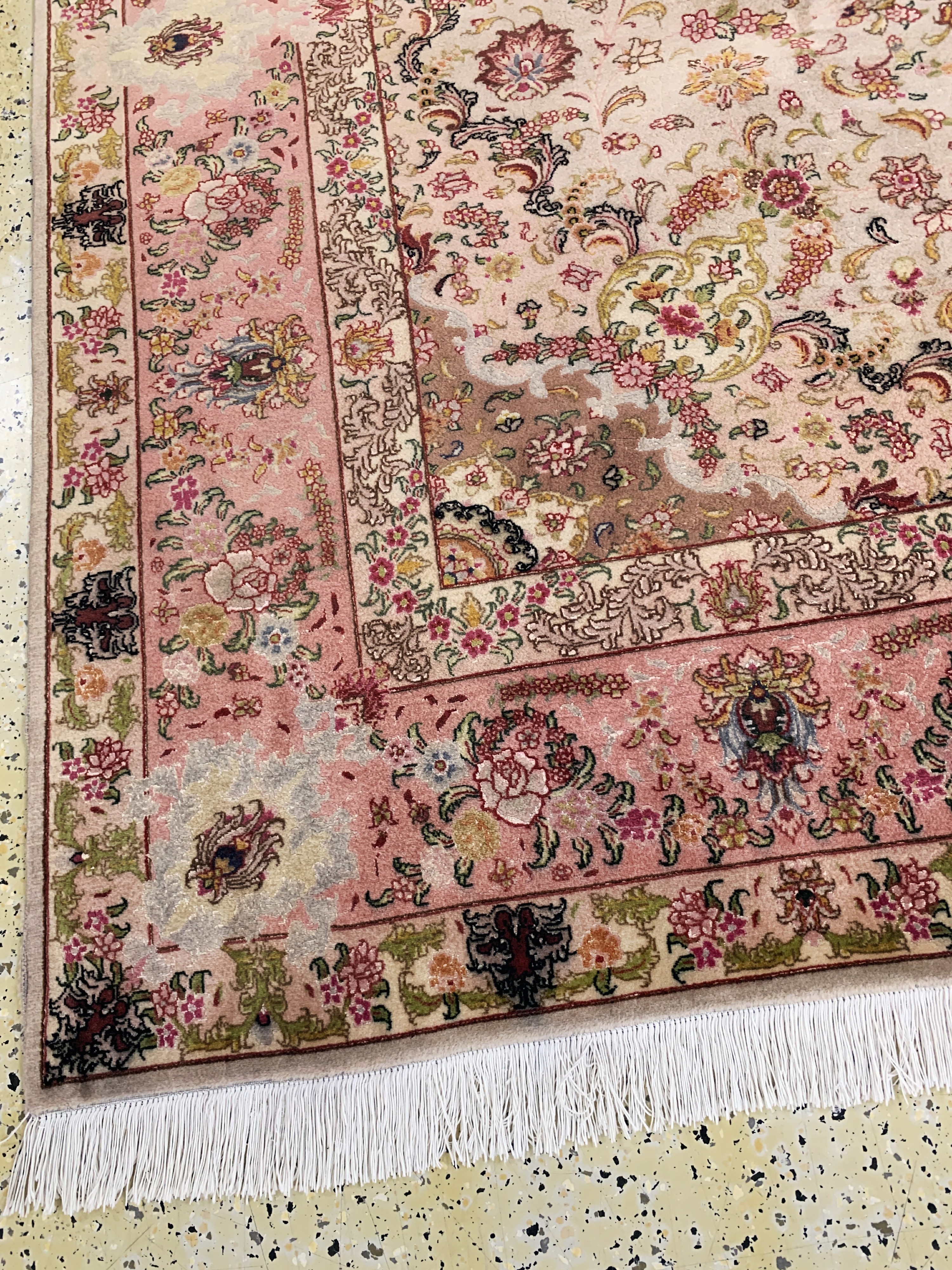 Detail i: Täbriz fein(50 Raj), Persien, Mitte 20.Jhd,Korkwolle mit Seide, ca. 290 x 200 cm, ca. 500.000 Kn/qm, EHZ: 2