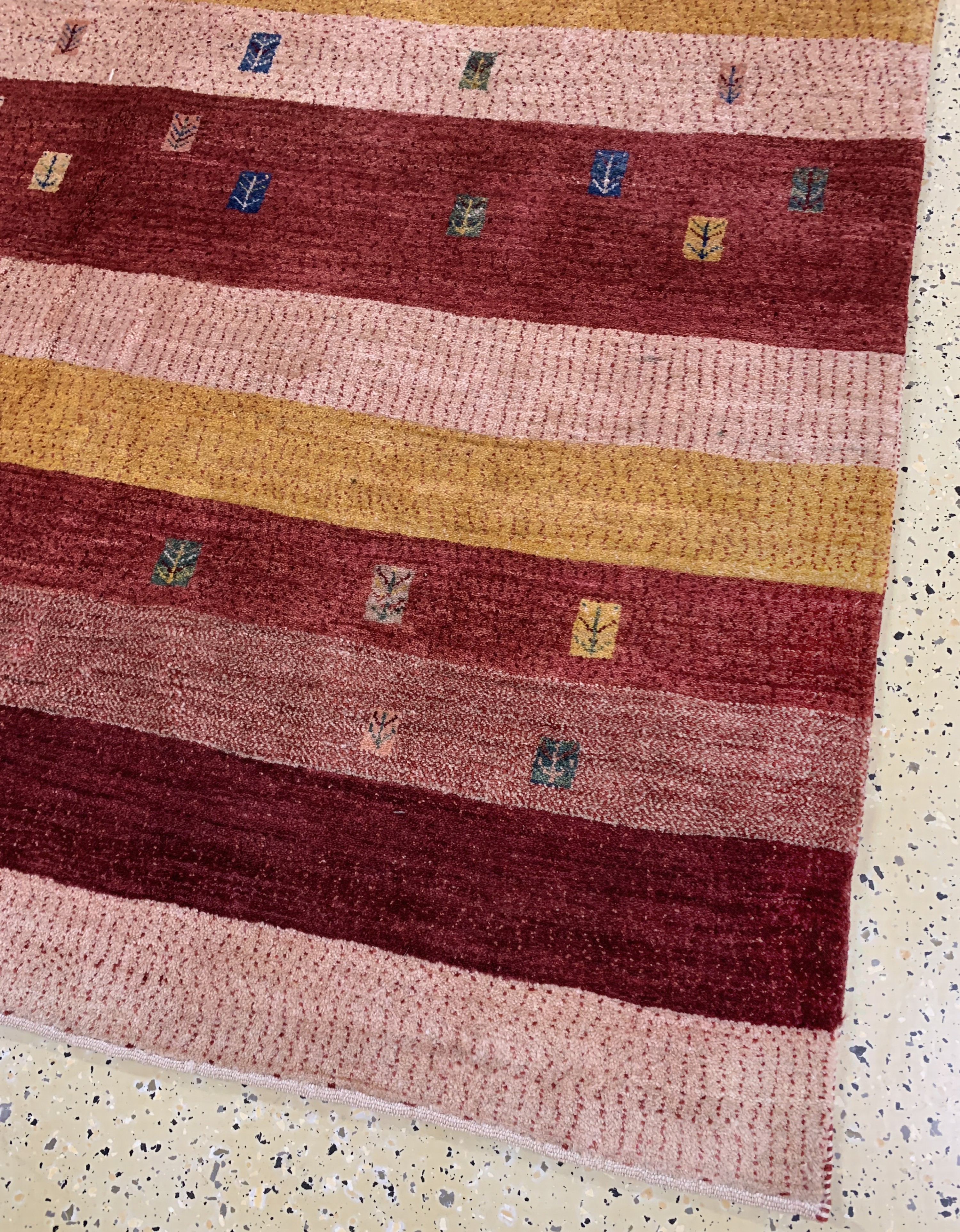 Detail a: Gabbeh fein Loribaft, Persien, Ende 20.Jhd,Wolle auf Wolle, ca. 250 x 166 cm, EHZ: 1-2