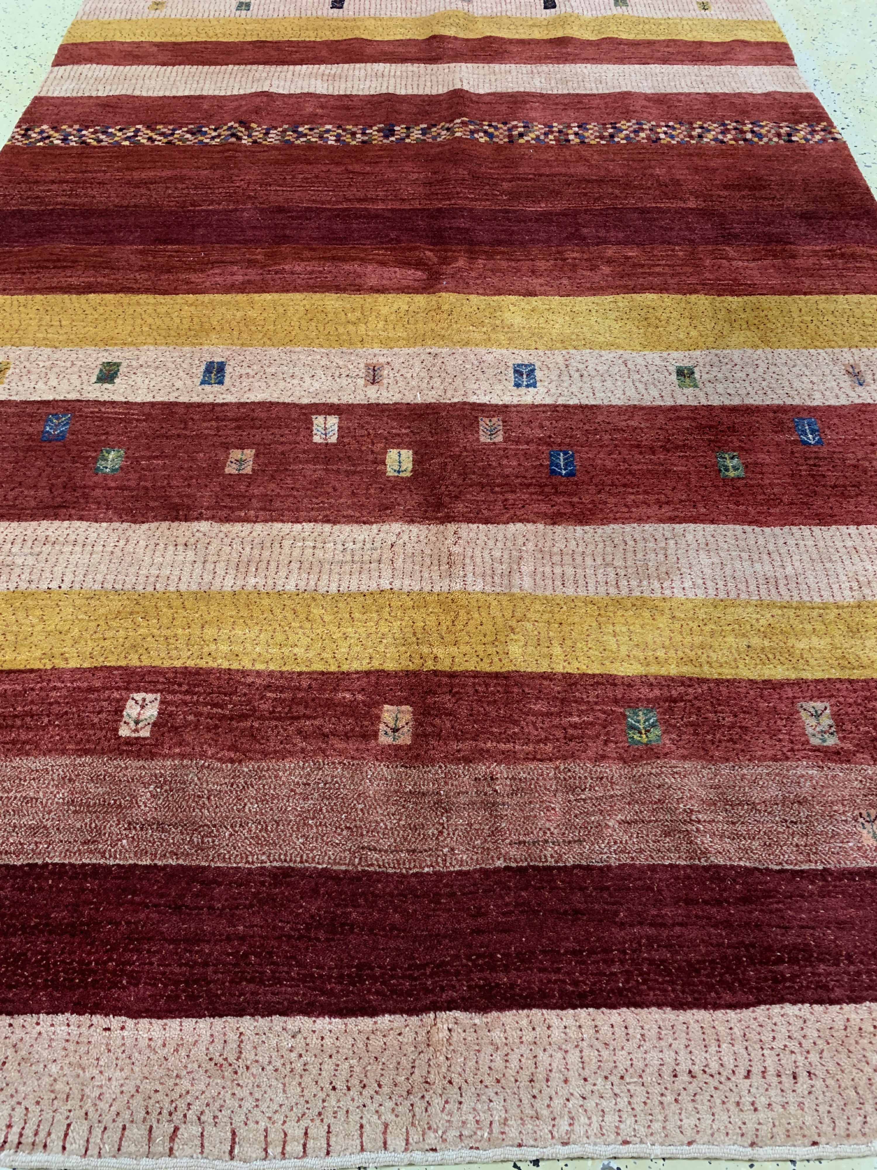 Detail e: Gabbeh fein Loribaft, Persien, Ende 20.Jhd,Wolle auf Wolle, ca. 250 x 166 cm, EHZ: 1-2