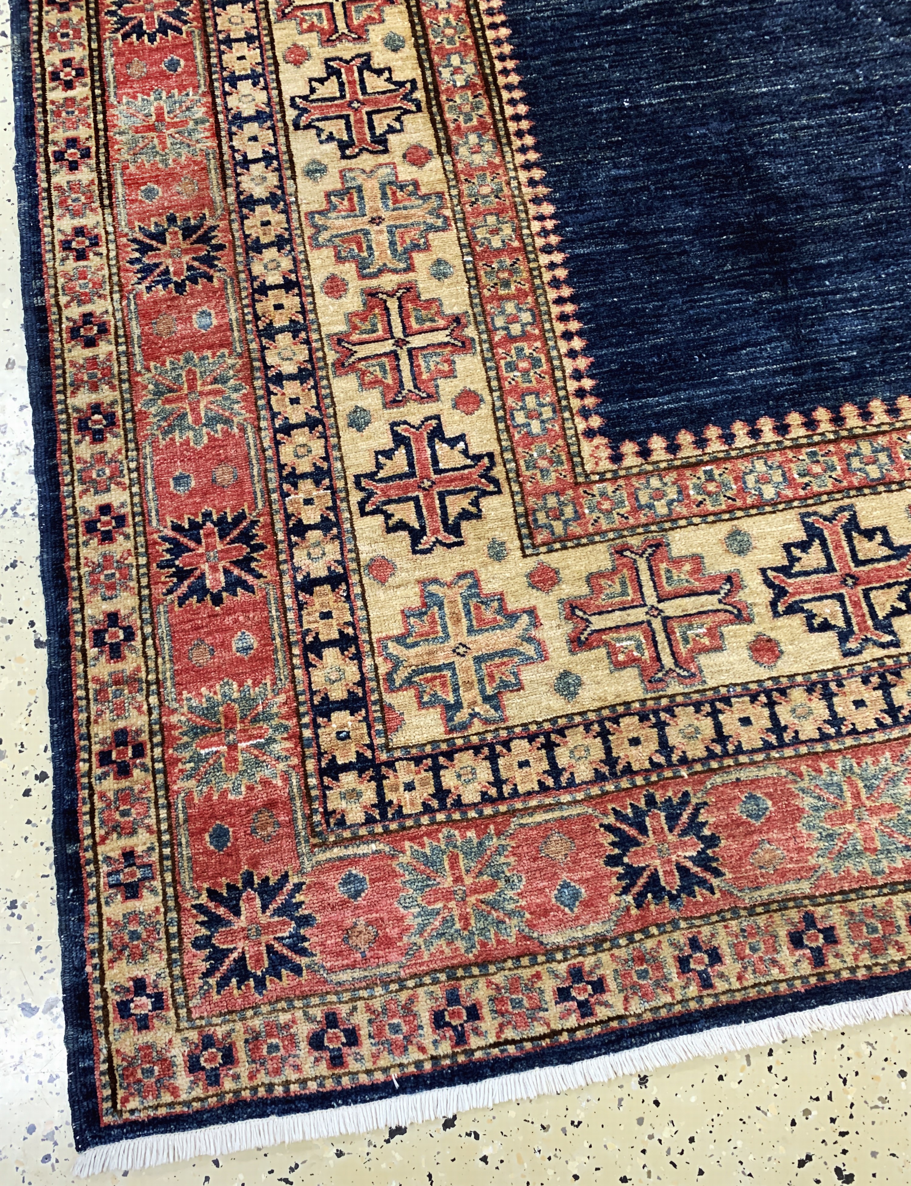 Detail b: Kazak neugeknüpft, Pakistan, Ende 20.Jhd, Wolle auf Wolle, ca. 236 x 172 cm, EHZ: 2