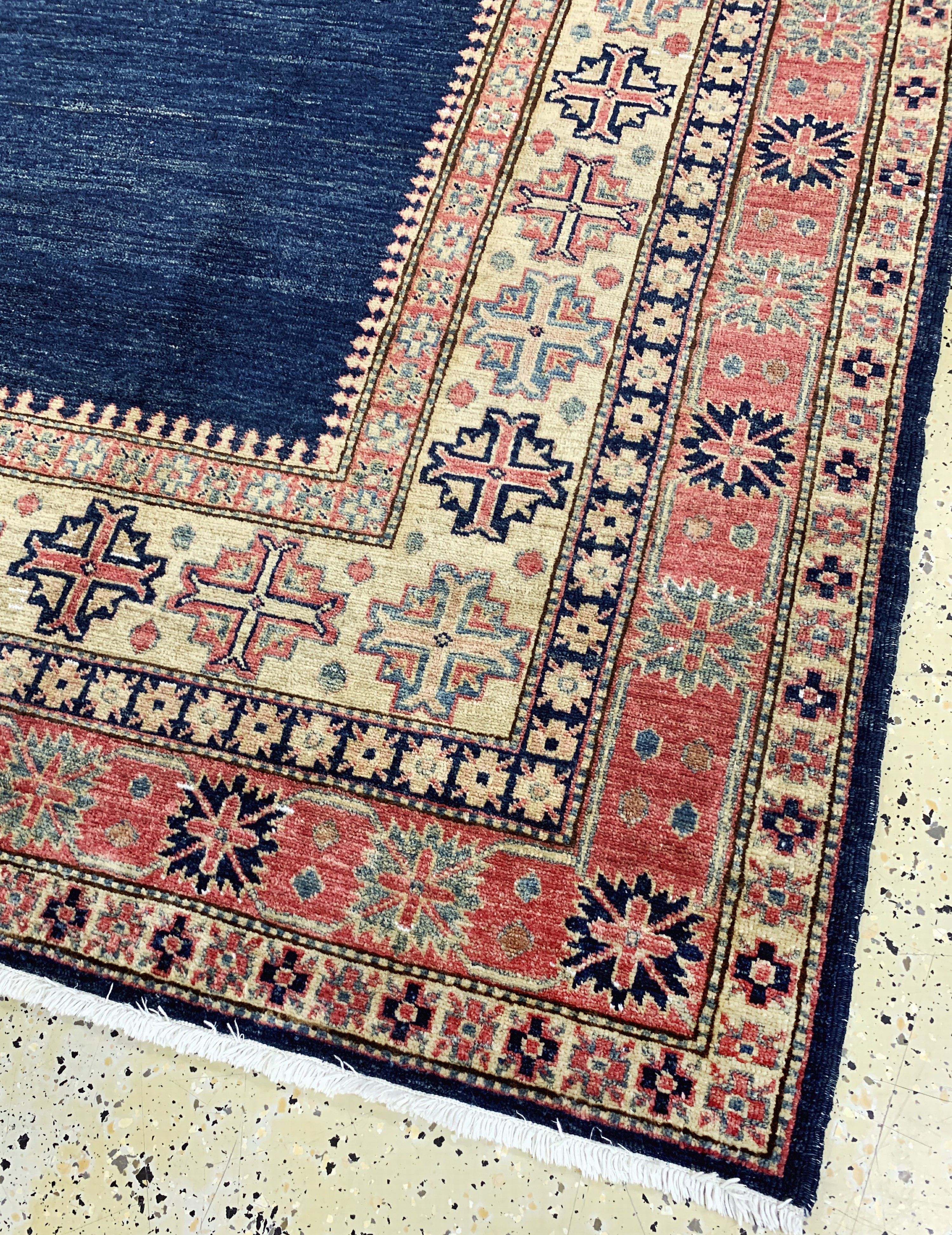 Detail c: Kazak neugeknüpft, Pakistan, Ende 20.Jhd, Wolle auf Wolle, ca. 236 x 172 cm, EHZ: 2