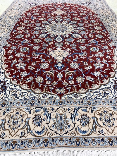 27022358f - Nain fein(9 La), Persien, Mitte 20.Jhd, Korkwolle mit Seide, ca. 310 x 205 cm, ca. ...