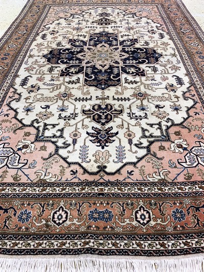 27022360f - Ardebil, Persien, Ende 20.Jhd, Wolle auf Baumwolle, ca. 300 x 200 cm, EHZ: 2, ...