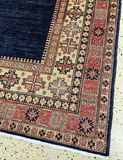 27022372a - Kazak neugeknüpft, Pakistan, Ende 20.Jhd, Wolle auf Wolle, ca. 236 x 172 cm, EHZ: 2 ...