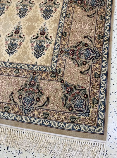 27022393a - Esfahan fein Persien, signiert´Davari´, Ende 20.Jhd, Korkwolle mit und auf Seide, ca. ...