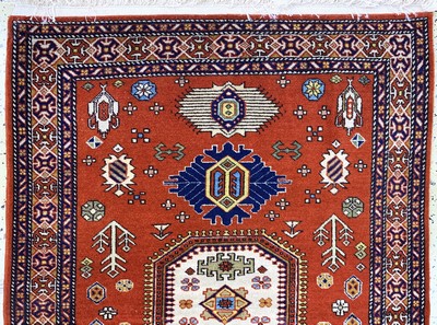 27022411a - 2 Lots Kazak, Azerbaijan, Ende 20.Jhd, Wolle auf Baumwolle, ca. 120 x 84 cm, EHZ: 2 ...