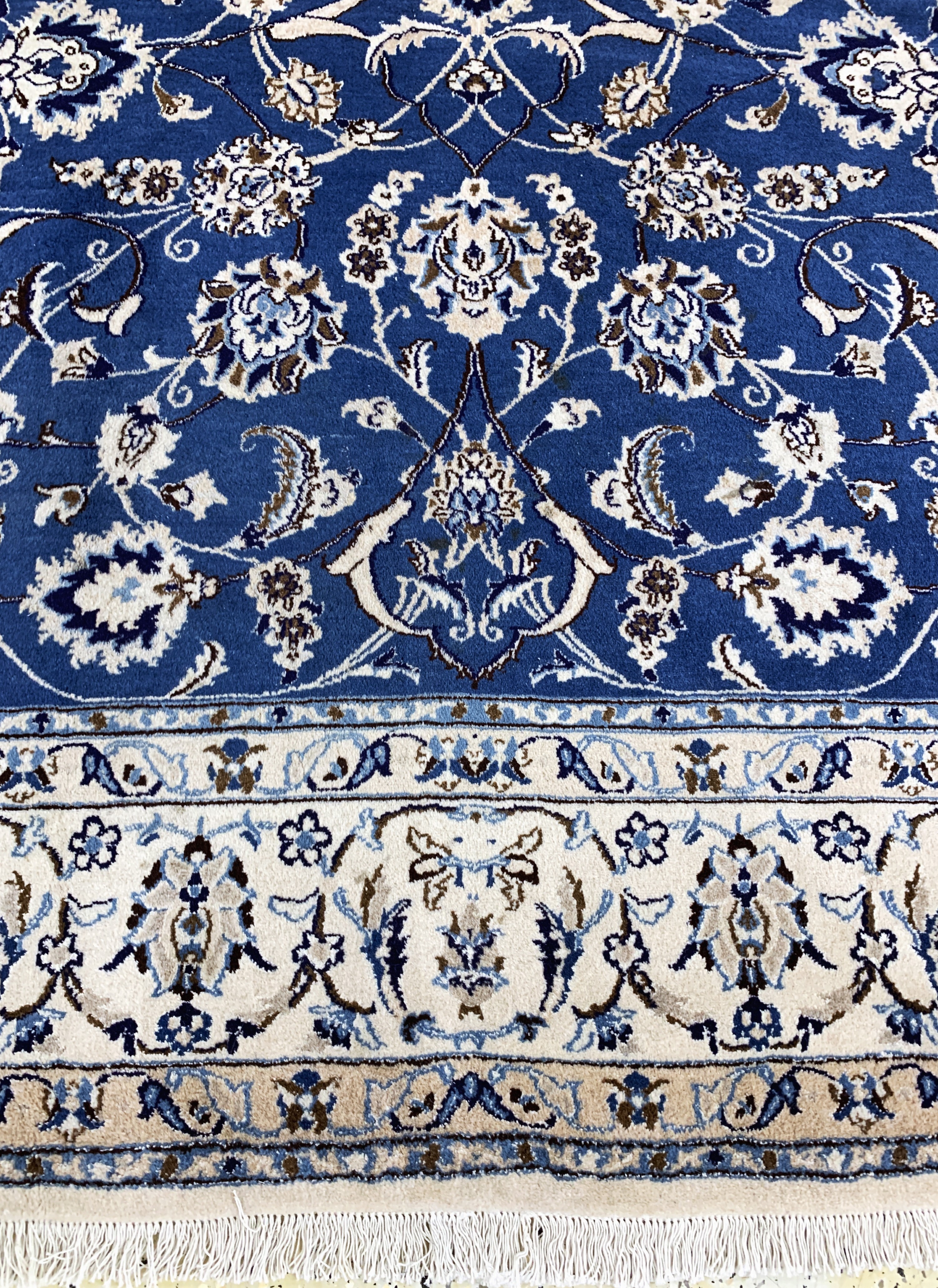 Detail f: Nain fein(9 La), Persien, Ende 20.Jhd, Korkwolle mit Seide, ca. 300 x 200 cm, ca. 500.000 Kn/qm, EHZ: 2