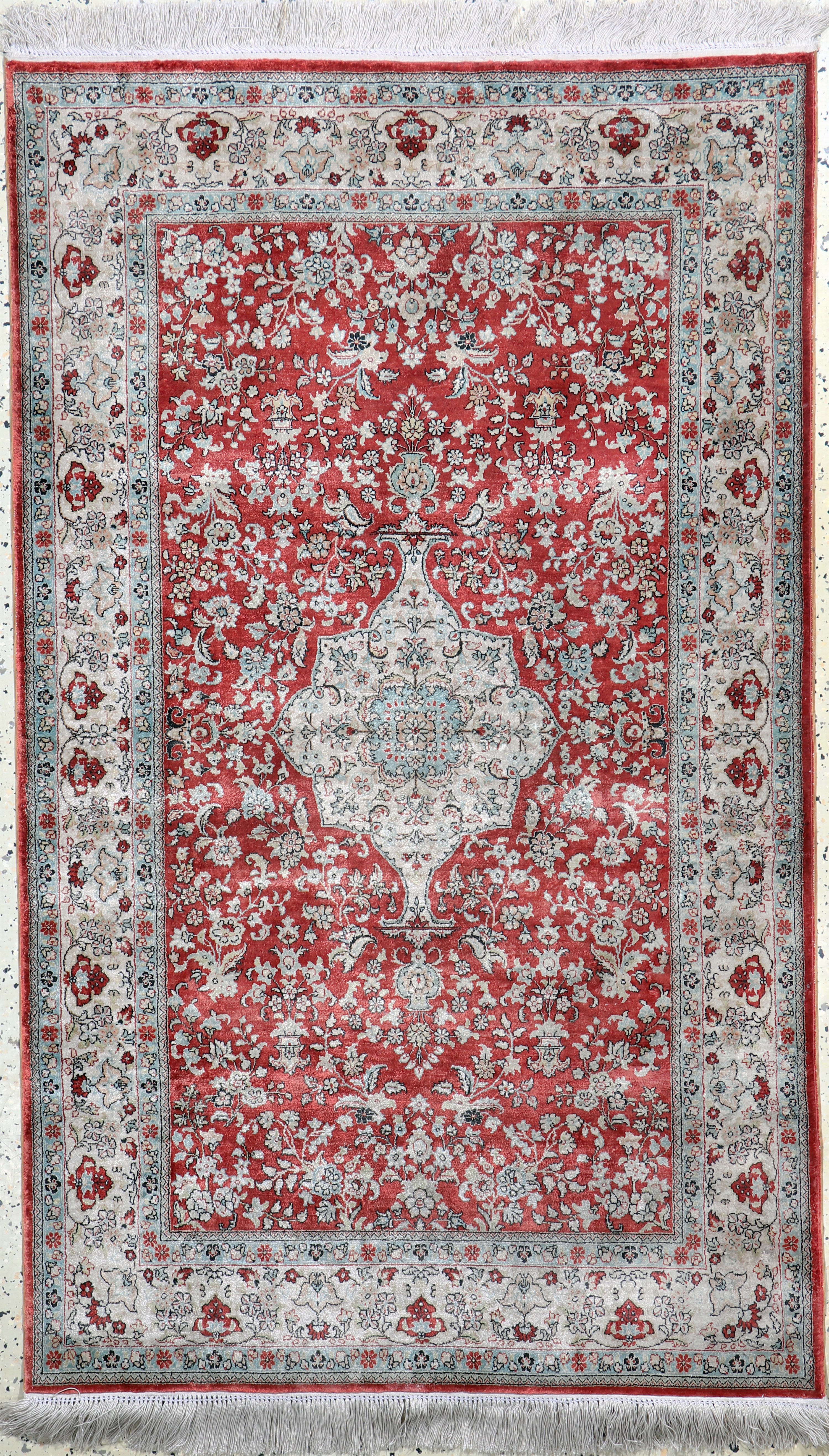 Image 27022530 - Hereke Seide fein, China, Ende 20.Jhd, reine Naturseide, ca. 154 x 92 cm, ca. 1,0 Mio. ...