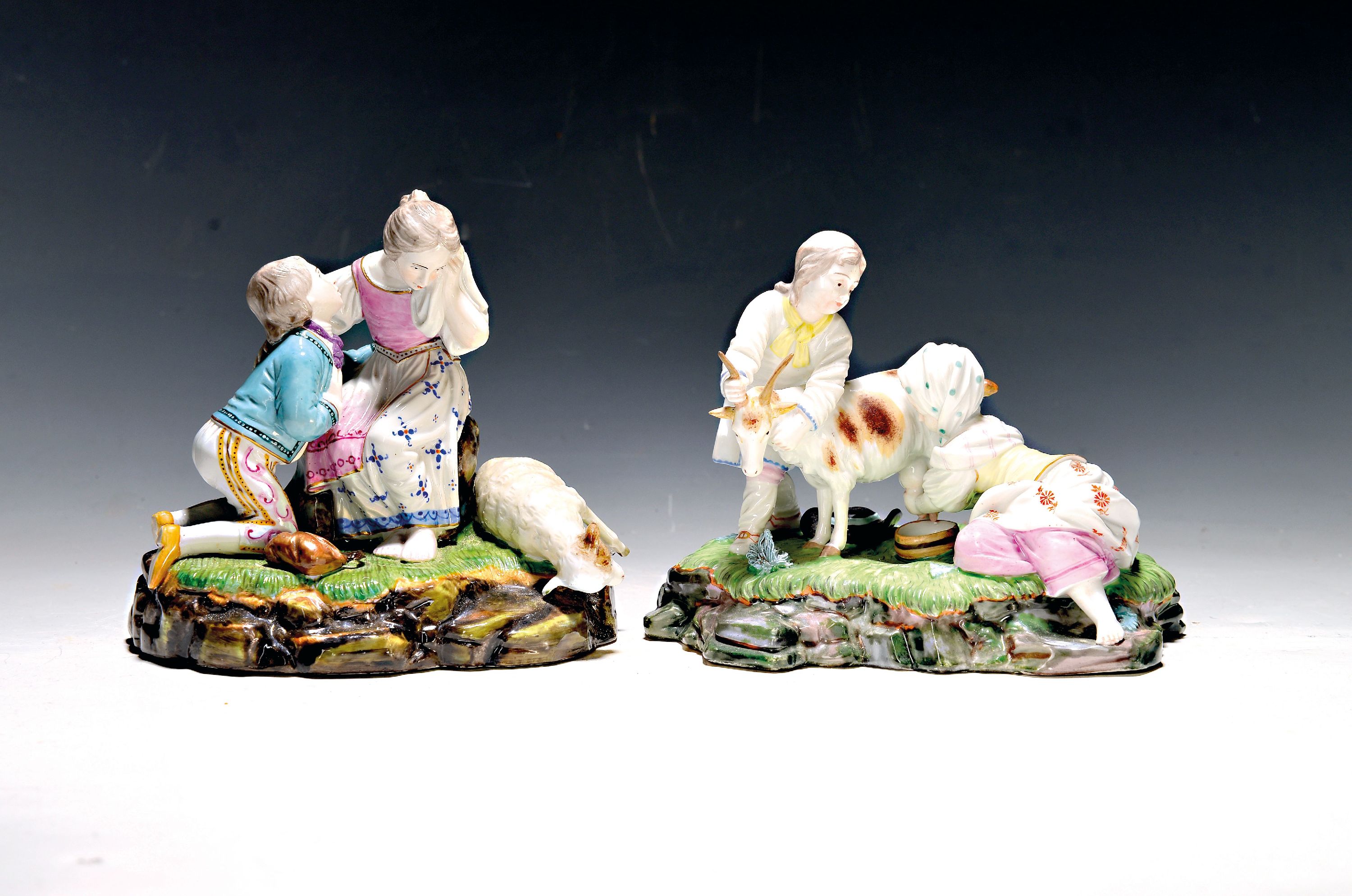 Image 27022536 - 2 Porzellangruppen nach Höchster Vorbild, 19./20.Jh., Porzellan, farbig staffiert, ...