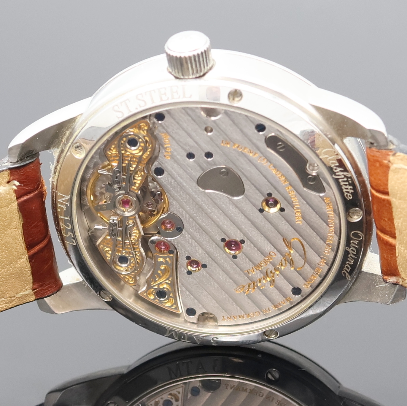 Detail e: GLASHÜTTE PanoReserve Herrenarmbanduhr Referenz 650020204, Deutschland verk. lt. Pap. 02/2006, Handaufzug, Edelstahlgeh. inkl. Lederband m. ...