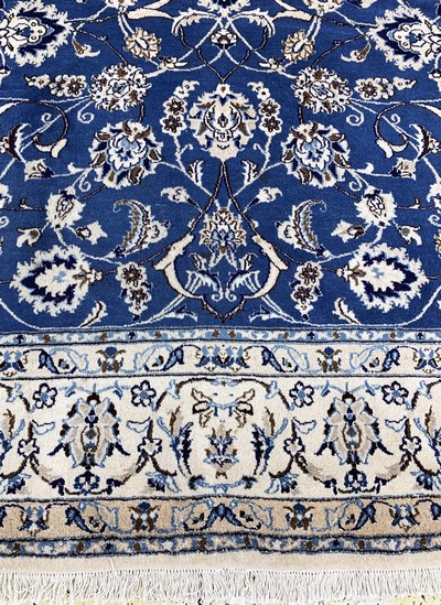 27022526f - Nain fein(9 La), Persien, Ende 20.Jhd, Korkwolle mit Seide, ca. 300 x 200 cm, ca. ...