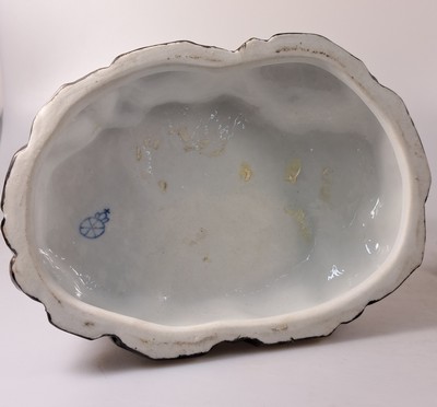 27022536g - 2 Porzellangruppen nach Höchster Vorbild, 19./20.Jh., Porzellan, farbig staffiert, ...