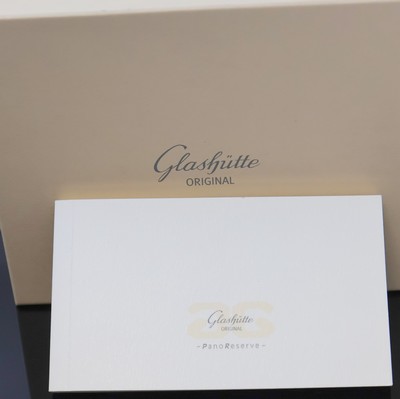 27022566f - GLASHÜTTE PanoReserve Herrenarmbanduhr Referenz 650020204, Deutschland verk. lt. Pap. ...