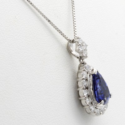 27022637a - Anhänger mit Saphir und Brillanten an Kette, Anhänger: 900er Platin, Saphirtropfen in ...