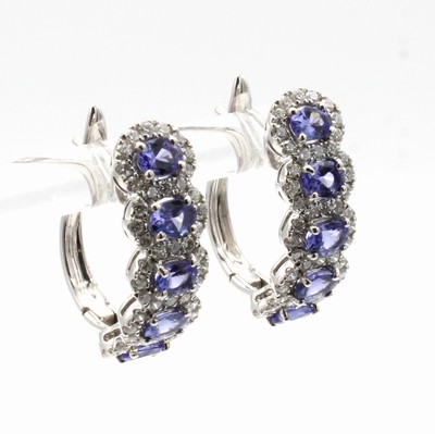27022657a - Paar Creolen mit Tansaniten und Brillanten, WG 750/000, 10 ovale Tansanite zus. ca. 1.40 ...