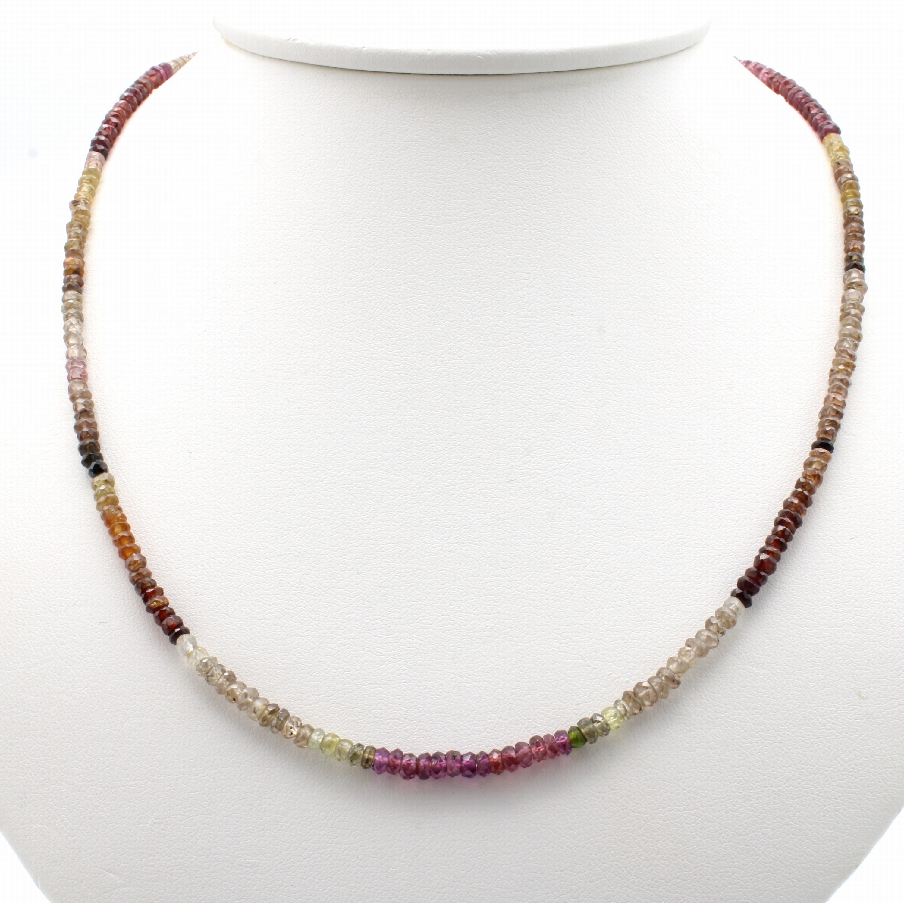 Image 27022718 - Saphircollier, Karabinerschl. WG 585/000, fac. Saphirrondelle in versch. Farben u. ...