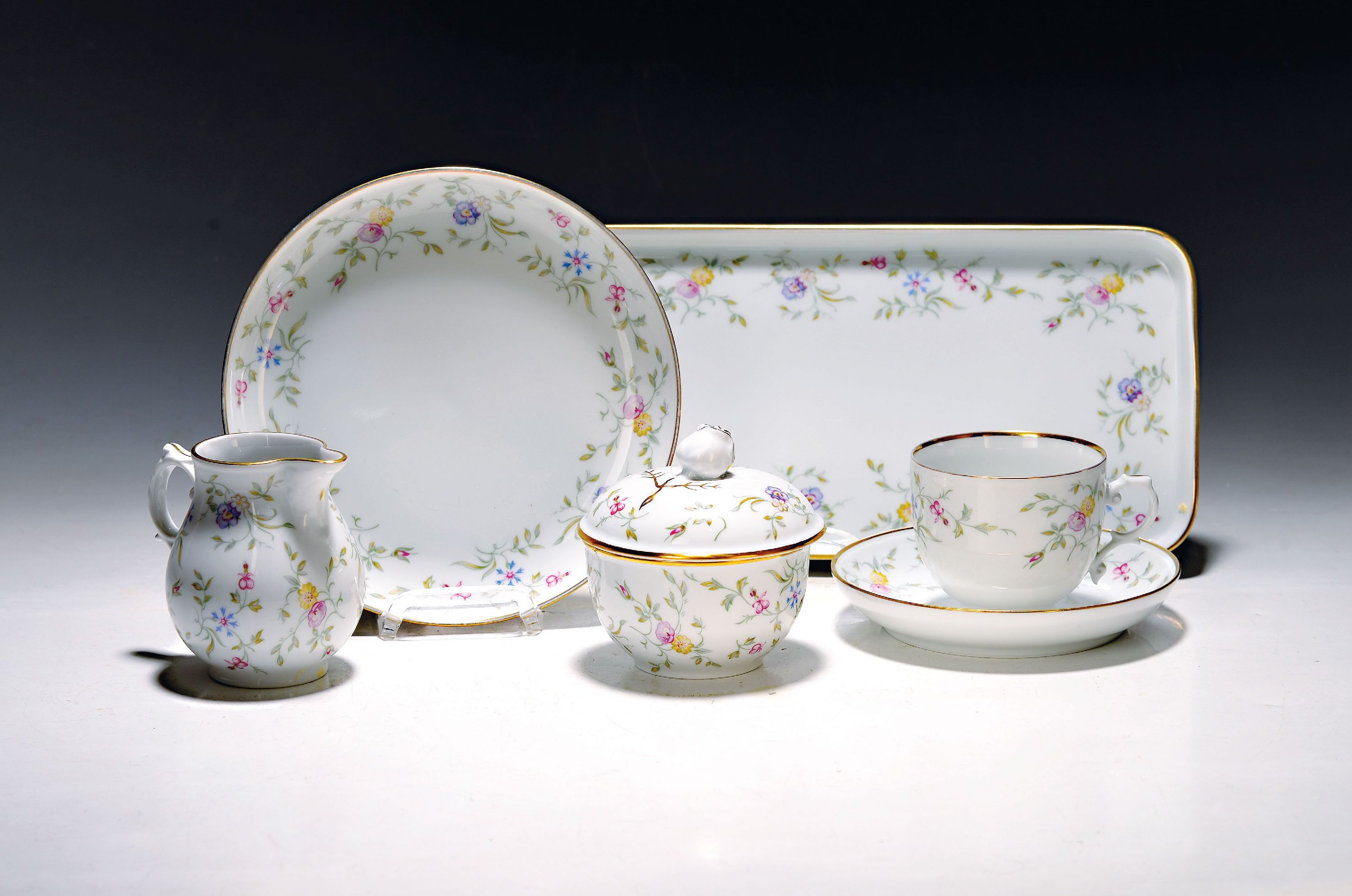 Image 27022876 - Kaffeeservice, Fürstenberg, 20. Jh., Porzellan, bunter Wiesenblumendekor, 8 Tassen, 8 ...