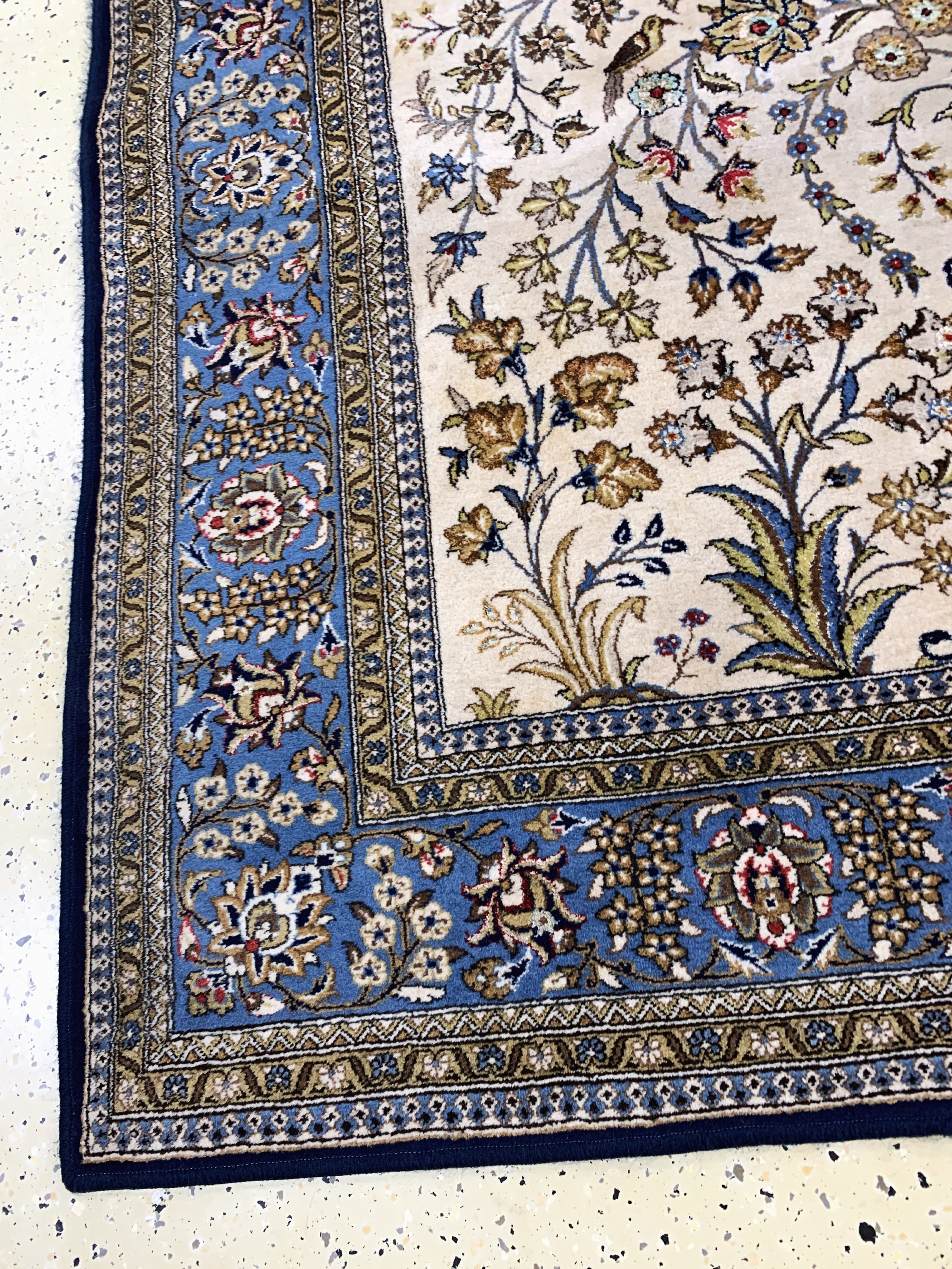 Detail c: Ghom alt, Persien, Mitte 20.Jhd, Wolle mit Seide, ca. 303 x 195 cm, Reinigungsbedürftig, EHZ: 2