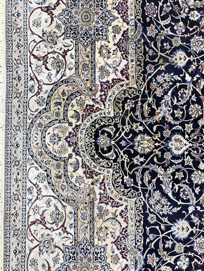 27022873e - Nain fein(6 La), Persien, Mitte 20.Jhd, Korkwolle mit Seide, ca. 473 x 336 cm, ca. ...