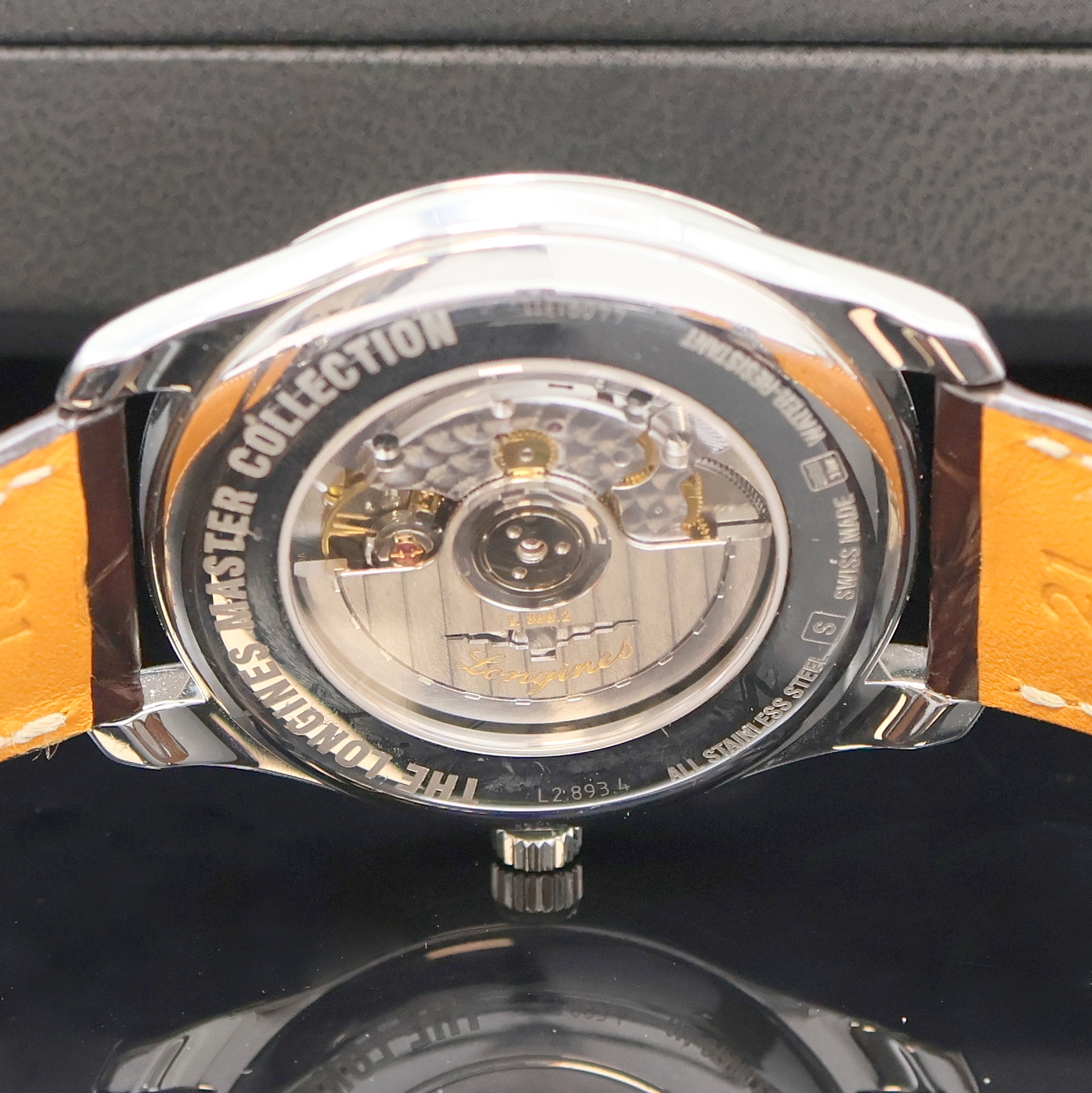 Detail e: LONGINES Master Collection große Armbanduhr in Stahl Referenz L2.893.4, Schweiz um 2020, Automatik, beids. vergl. Geh., Boden u. Glasrand aufgedr., ...