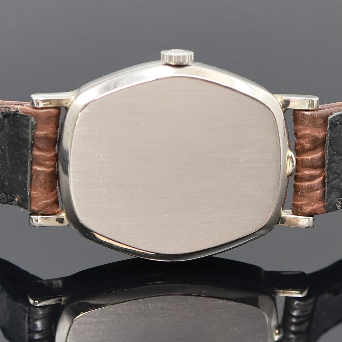 Detail d: ROLEX Cellini Damenarmbanduhr in WG 750/000 Referenz 3887, Schweiz um 1970, Handaufzug, 2-tlg. Geh., Boden aufgedr., orig. Krone, silb. ...