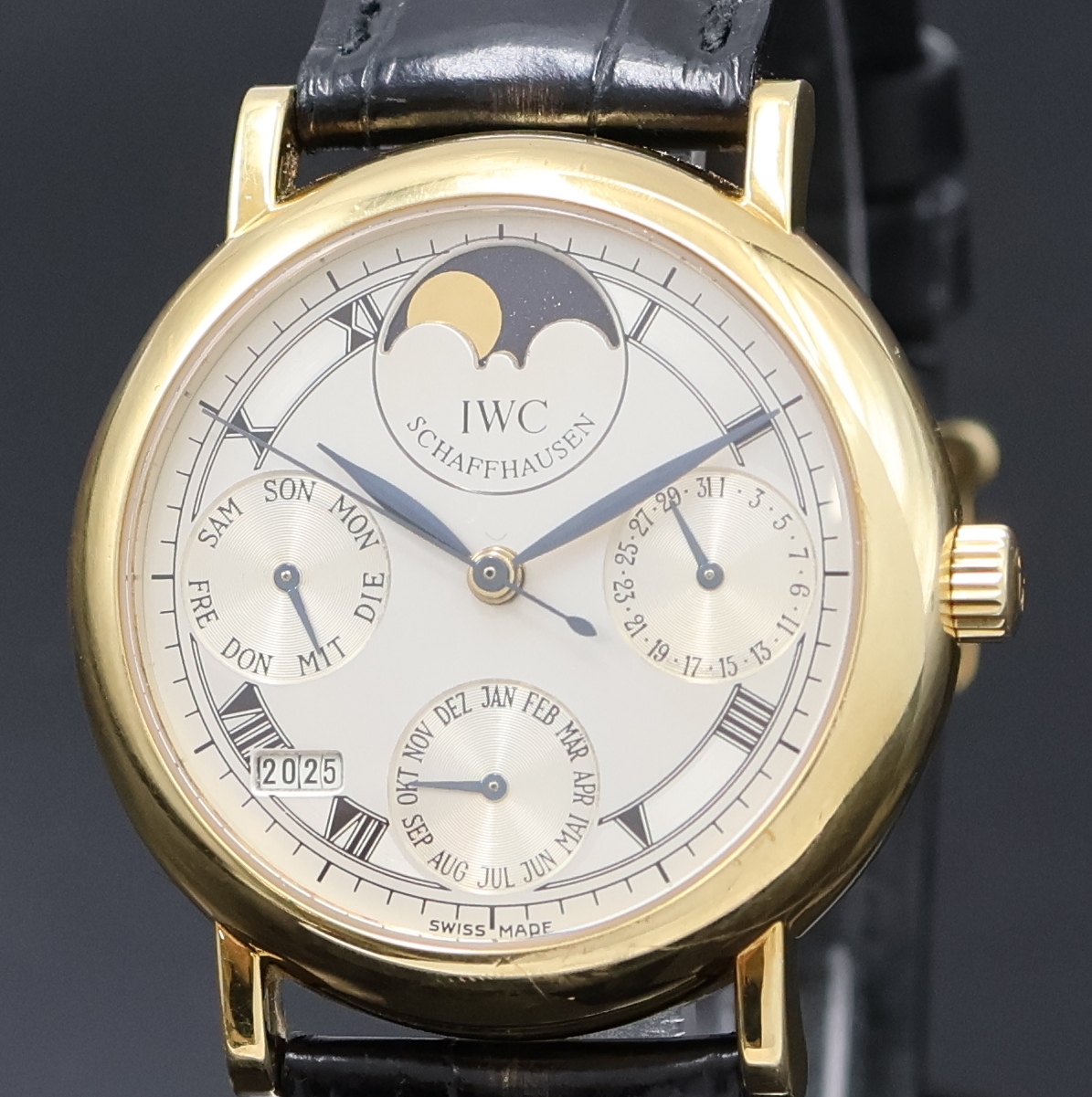 Detail a: IWC Portofino Armbanduhr mit ewigem Kalender in GG 750/000 Referenz 3541, Schweiz um 1990, Automatik, 2-tlg. Geh., Boden verschr., orig. Krone sowie ...