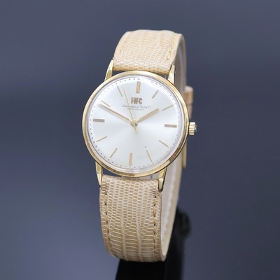 Image IWC Herrenarmbanduhr in GG 750/000, Schweiz um 1962, Handaufzug, 3-tlg. Geh., Boden ...