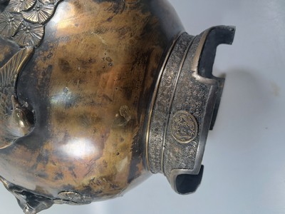 27023053i - Bonsaitopf, Japan, späte Meiji oder Taisho -Zeit, Bronze, umlaufende Reliefzier mit ...