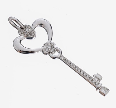 Image 18 kt Gold Diamant-Anhänger, WG 750/000, Darstellung eines Schlüssels, 30 Brillanten ...