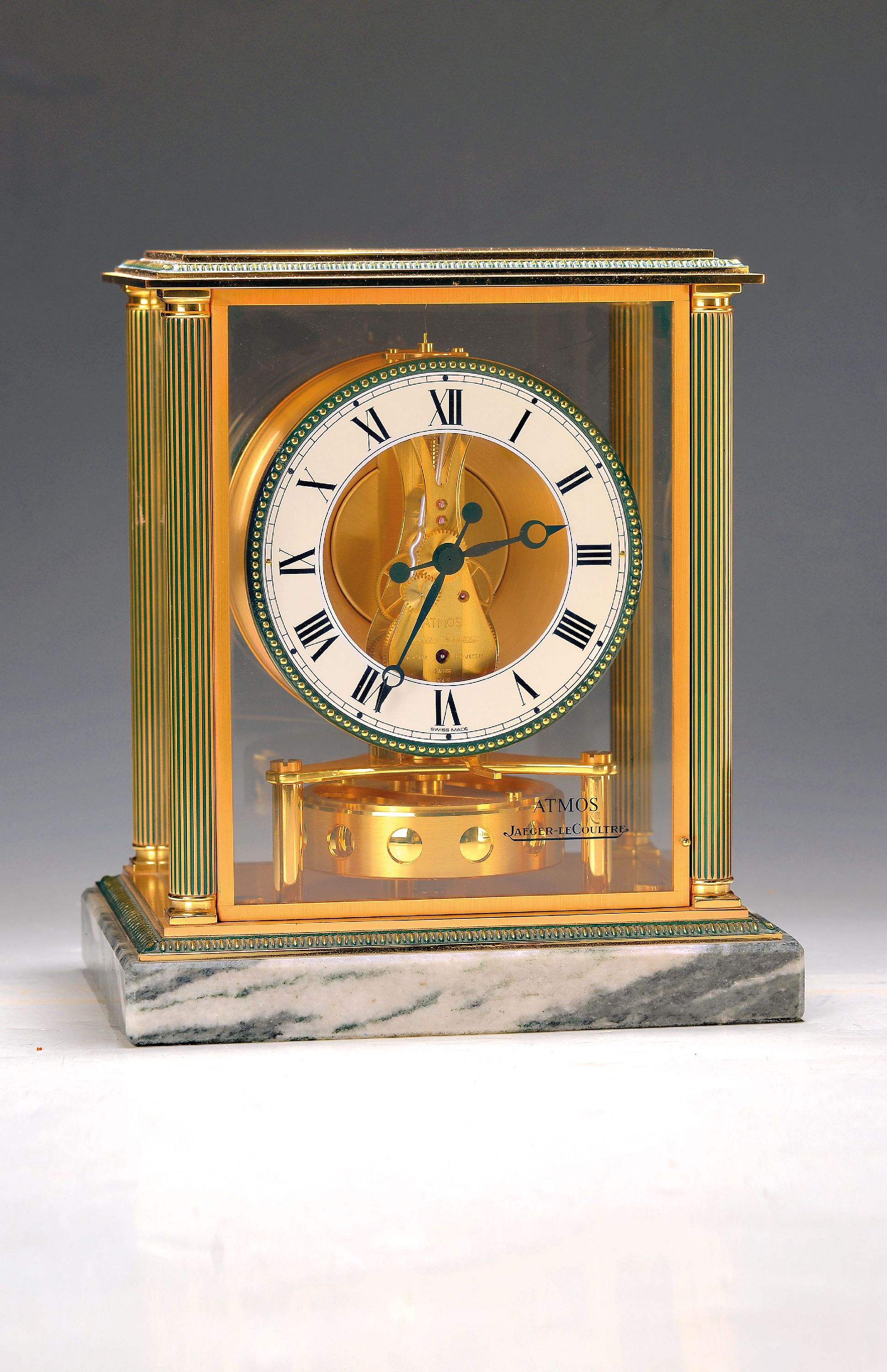 Image 27023475 - Tischuhr Jaeger-LeCoultre, Atmos um 1990, im orig. Karton Modell Vendome, Marmorsockel, ...