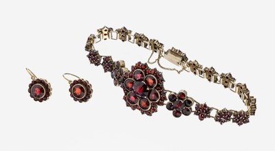 Image Granat-Konvolut, best. aus: 1 Armband, Metall verg., Vergoldung berieben, blütenf. ...