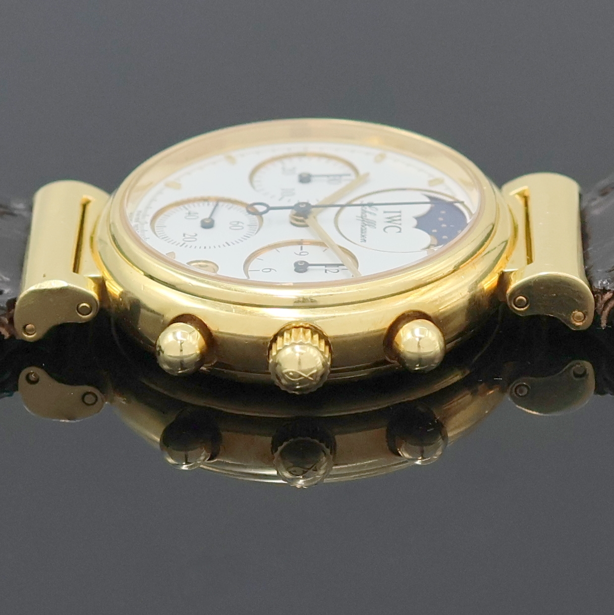 Detail d: IWC Da Vinci Damenarmbanduhr in GG 750/000 Referenz 3736 mit Chronograph und Mondphase, Schweiz um 2000, quarz, 2-teil. Gehäuse, Boden aufgedr., ...