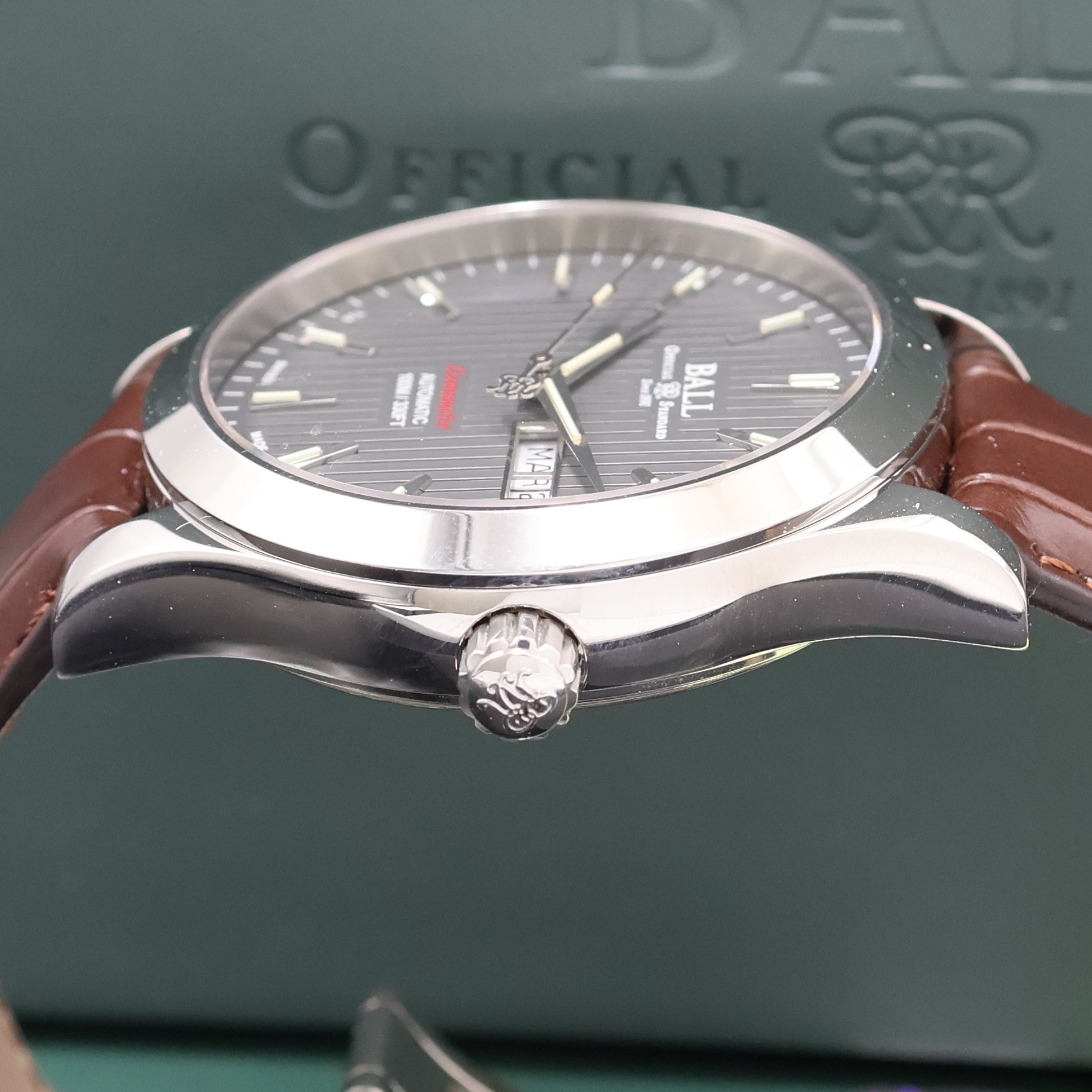 Detail c: BALL Engineer II Armbandchronometer Referenz NM2028C, Schweiz verk. lt. beil. Garantie 03/2016, Automatik, Edelstahlgeh. inkl. orig. Lederband m. ...