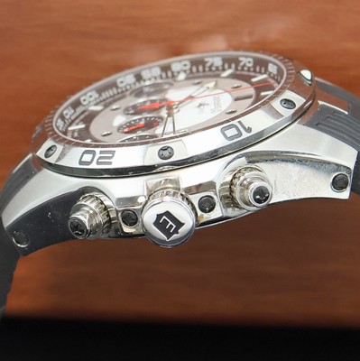 27023935d - EBERHARD & CO Chrono4 Geant Herrenchronograph Referenz 31060, Schweiz um 2010, ...