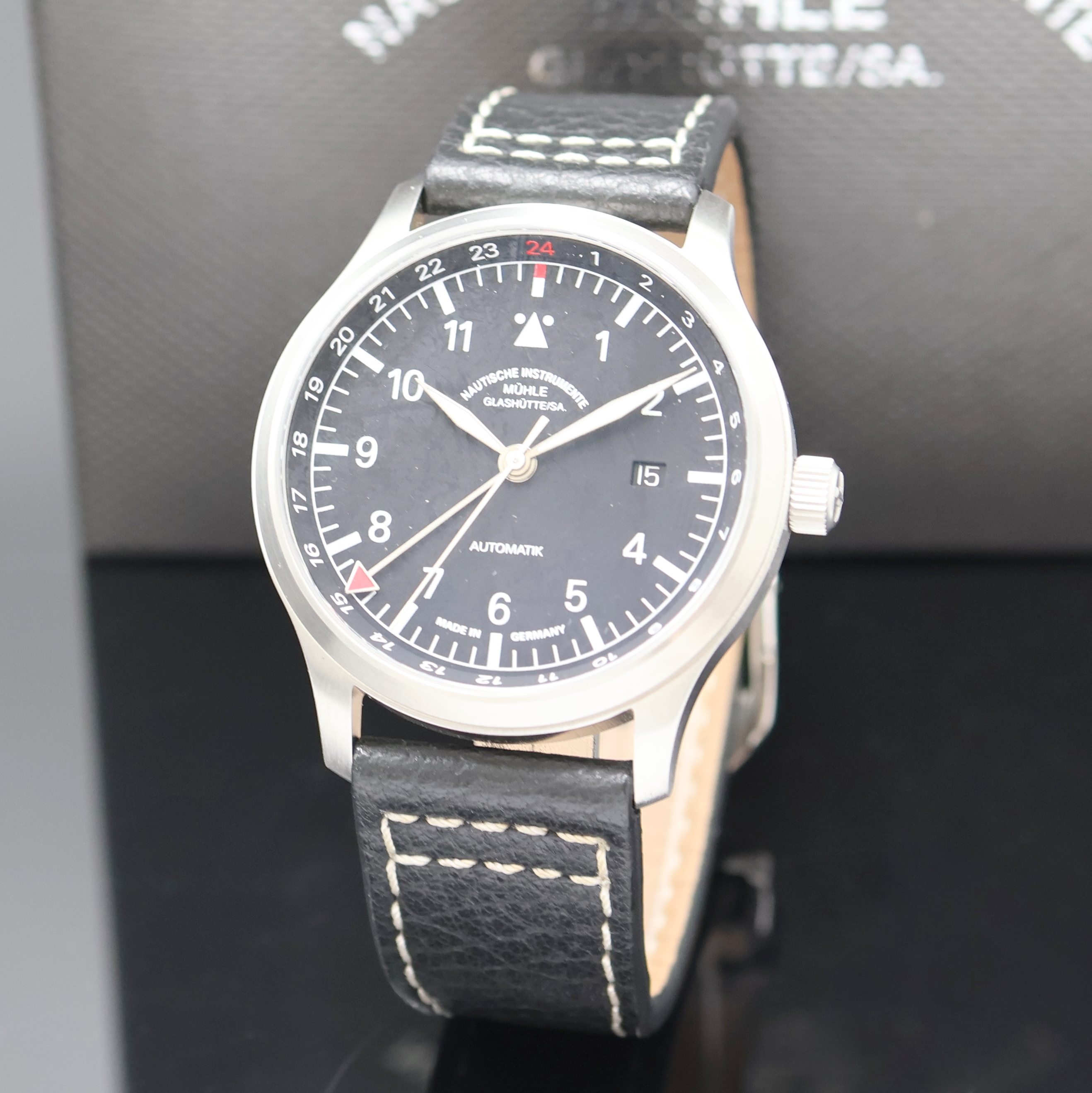 Image 27024012 - NAUTISCHE INSTRUMENTE MÜHLE GLASHÜTTE Herrenarmbanduhr Referenz M1-37-90, Deutschland ...