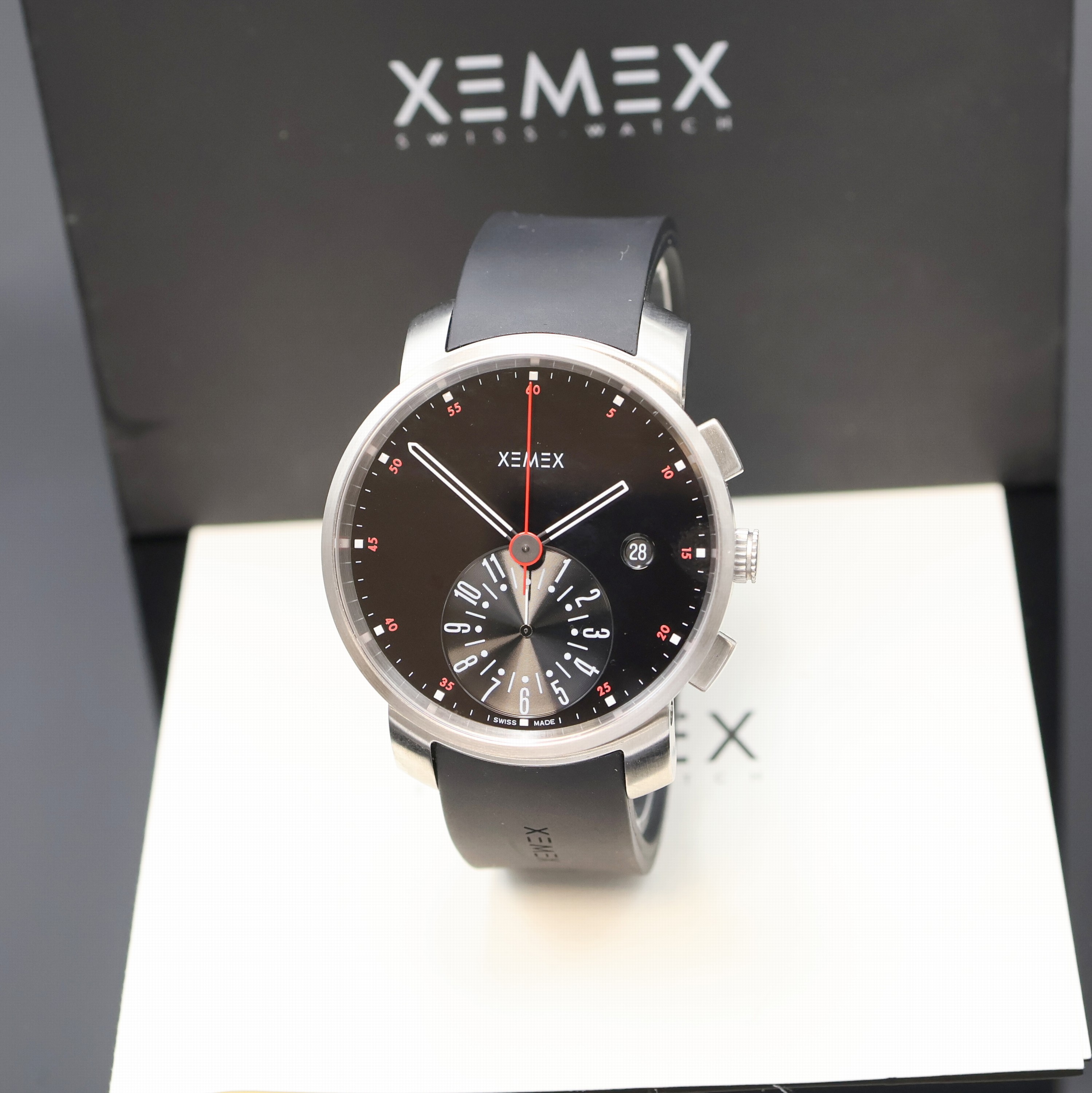 Image 27024059 - XEMEX Armbandchronograph Referenz 8700, Schweiz verk. lt. beil. Garantie 01/2009, ...