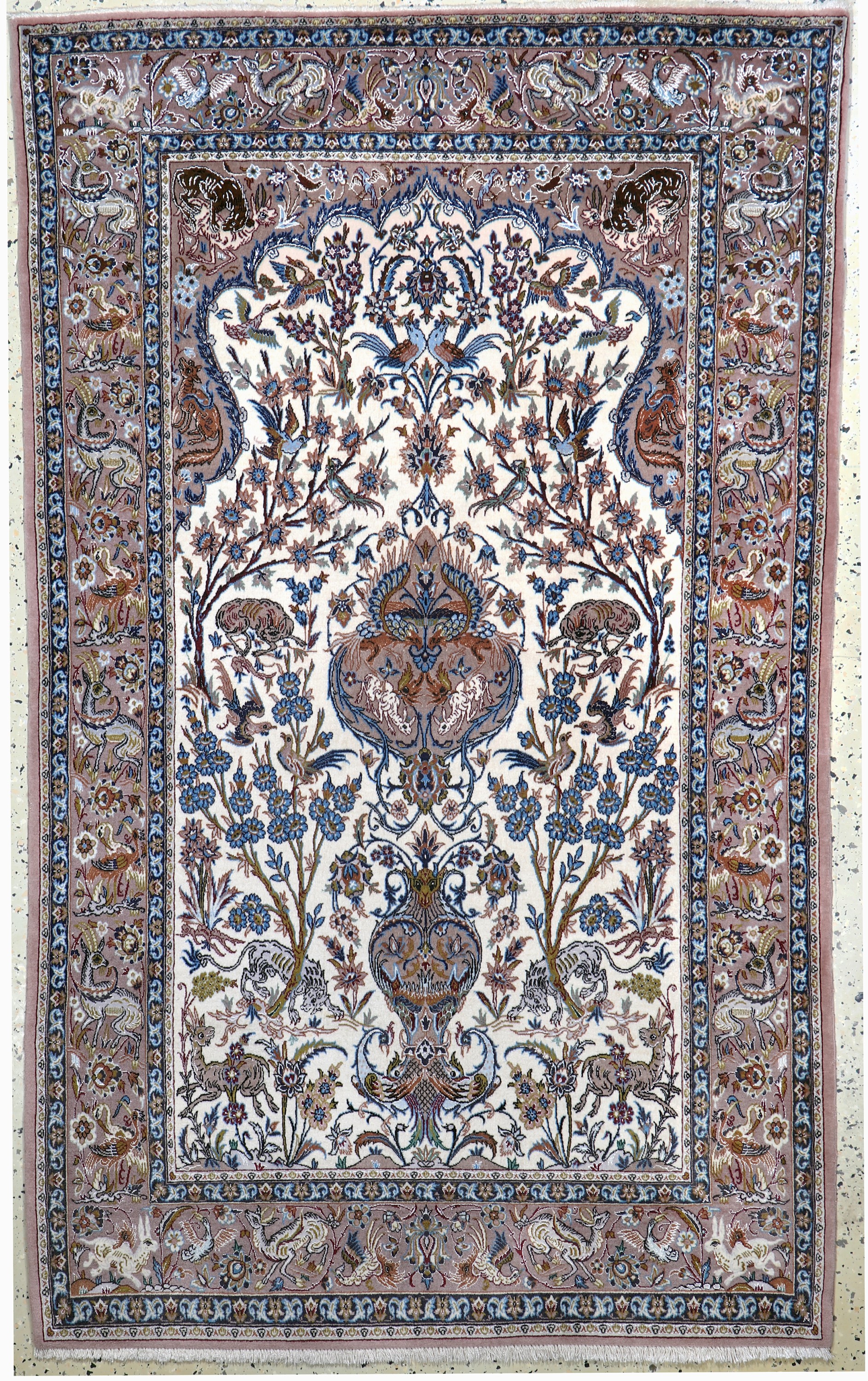 Image 27024064 - Esfahan fein, Persien, Mitte 20.Jhd, Korkwolle mit und auf Seide, ca. 180 x 110 cm,ca. ...