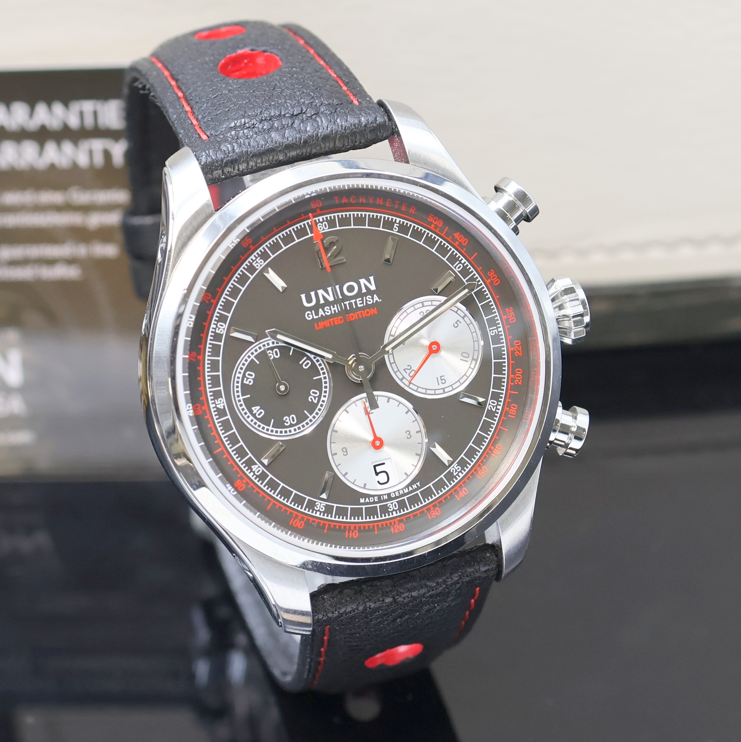 Detail b: UNION GLASHÜTTE Belisar auf 200 Stück limitierter Armbandchronograph Referenz D009.427, Deutschland um 2015, Automatik, beids. vergl. Geh. inkl. ...